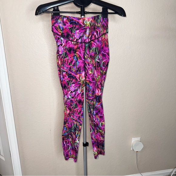 Lululemon Base Pace Hyper Flow Pink Leggings sz 8 - Picture 4 of 11